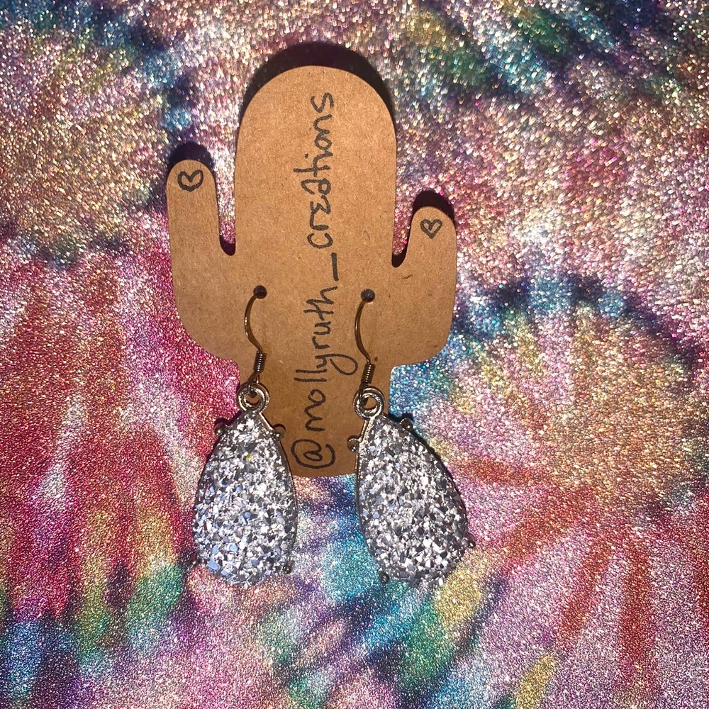 Handmade silver sparkle teardrop dangle earrings